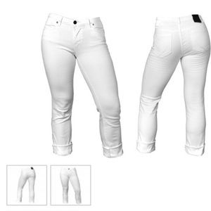 Relentless Brand White Cropped Jeans. Size 23.